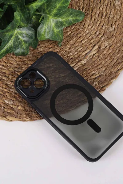 Siyah TeknoCase İPhone 13 Uyumlu Wesley Case Serisi Magsafe Özellikli Transparan Sert Silikon Telefon Kılıfı 430586