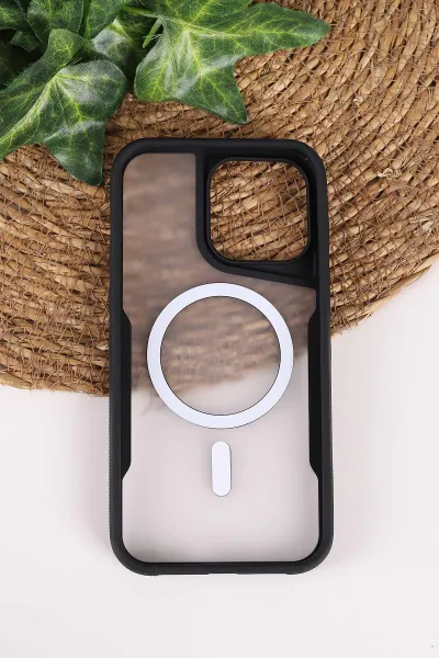 Siyah TeknoCase İphone 14 Pro Max Uyumlu Matte Guard Serisi Lens Korumalı Silikon Telefon Kılıfı 472464