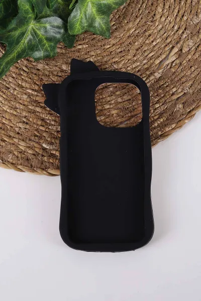 Siyah TeknoCase İPhone 15 Pro Max Uyumlu Terra Case Serisi Premium Kabartmalı Soft Silikon Telefon Kılıfı 430304