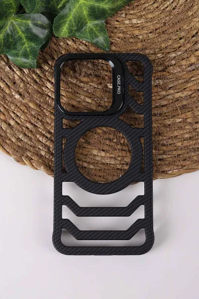 Siyah TeknoCase İPhone 15 Pro Uyumlu Creative Fiber Case Serisi Lens Hediyeli Vakumlu Sert Silikon Telefon Kılıfı 430909