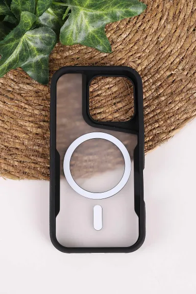 Siyah TeknoCase İphone 16 Pro Uyumlu Matte Guard Serisi Lens Korumalı Silikon Telefon Kılıfı 472475