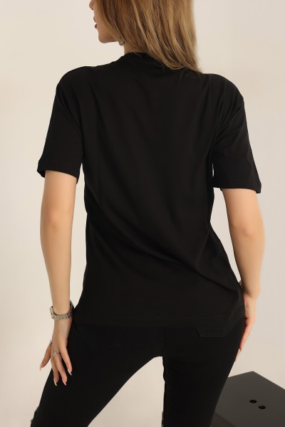 Siyah Tığ İşlemeli Tasarım Tişört 180825