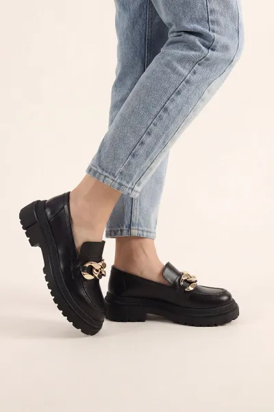 Siyah Toka Detaylı Kadın Loafer Ayakkabı 431575