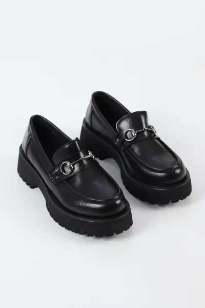Siyah Toka Detaylı Kadın Loafer Ayakkabı 498202