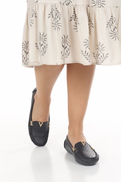Siyah V Tokalı Kadın Babet Ayakkabı 120653