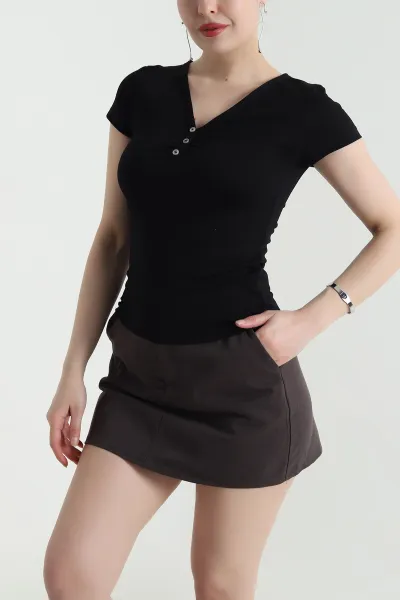 siyah-v-yaka-dugmeli-kadin-bluz-454700