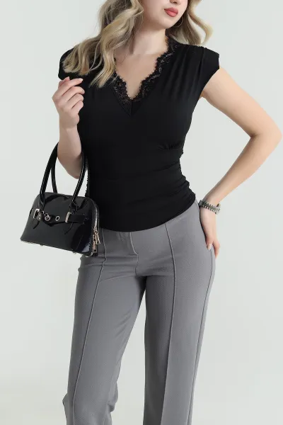 Siyah Vatkalı Dantelli Kadın Sandy Bluz 465555