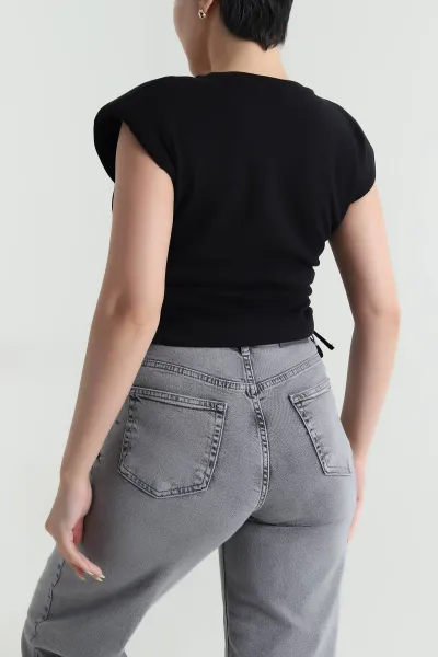 Siyah Vatkalı Kolsuz Penye Kadın Bluz 468703