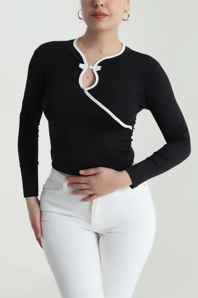 Siyah Yaka Detay Dalgıç Kadın Bluz 493710