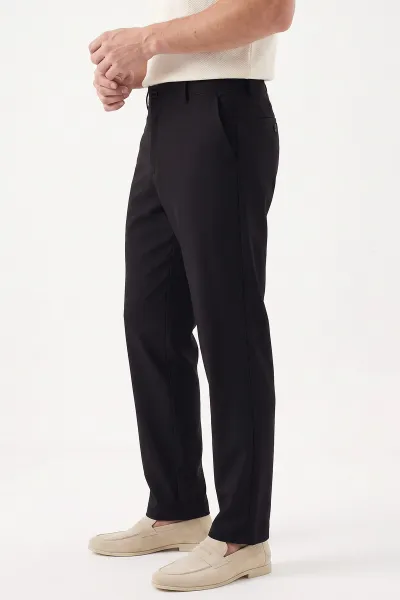 Siyah Regular Fit Cep Detaylı Erkek Pantolon 493151