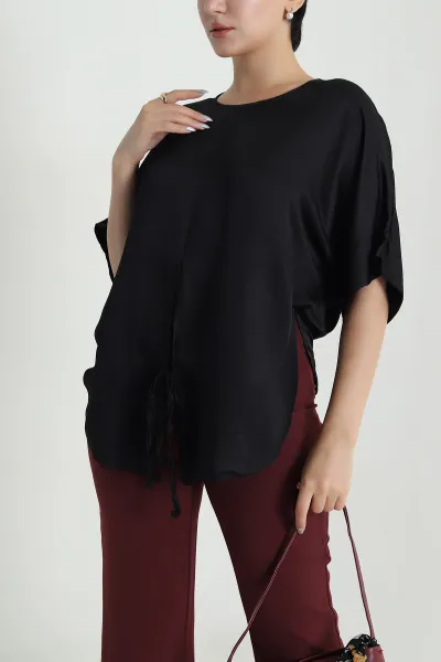 Siyah Yırtmaçlı Saten Kadın Bluz 481246