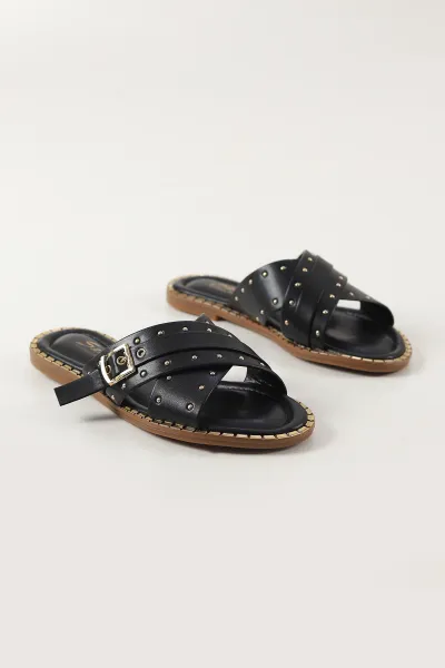 Siyah Zımba Detaylı Kadın Terlik 456726