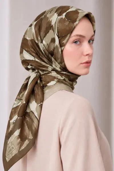 Soft Kahve 90x90 Cm Dijital Baskılı Magnolia Desen Soft Eşarp 498586
