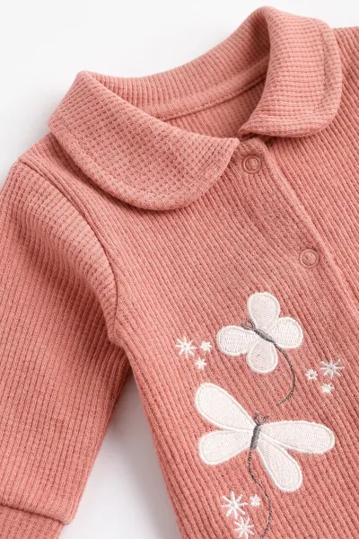 Somon (0-9 Ay)  Kelebek Nakışlı Waffle Kumaş Çıtçıtlı Şapkalı Kız Bebek Tulum 486992