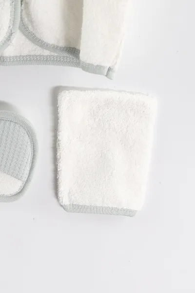Su Yeşili (0-12 Ay) Traktör  Nakışlı   4'lü  Bebek Bornoz Seti 436336