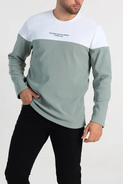 su-yesili-beyaz-regular-fit-kabartma-baskili-erkek-sweatshirt-305868
