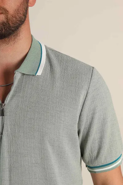 Su Yeşili Regular Fit Dokulu Fermuarlı Polo Yaka Erkek Triko Tişört 370058