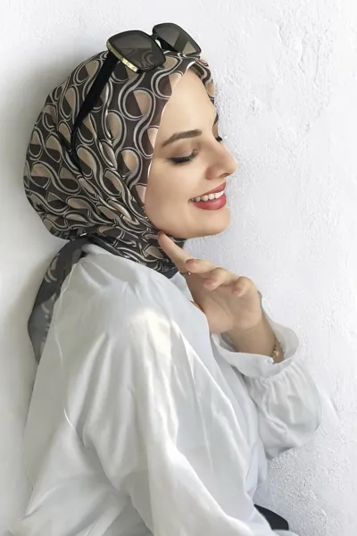 sutlu-kahve-90x90-cm-dijital-baski-ay-isigi-desenli-pamuk-esarp-372968