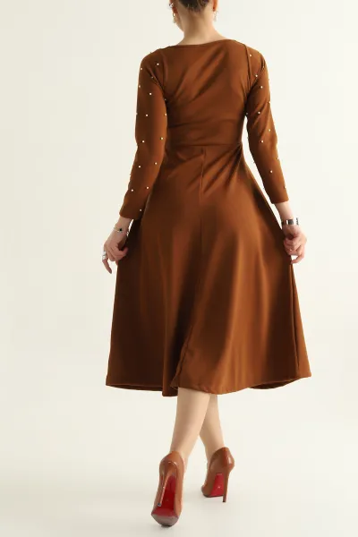 Taba Triko Kare Yaka İncili Kloş Elbise 307475