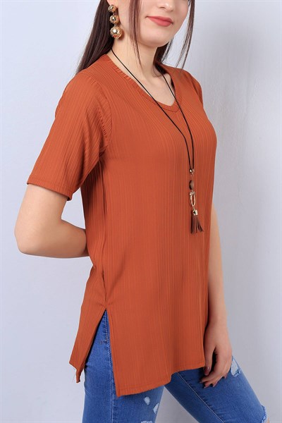 Taba V Yaka Bayan Yırtmaçlı Tişört 13602B