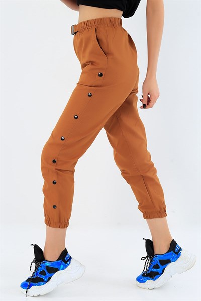 Taba Yan Çıtçıtlı Gabardin Bayan Pantolon 33248