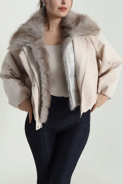 Taş Yakası Kürklü Kadın Mont 490417