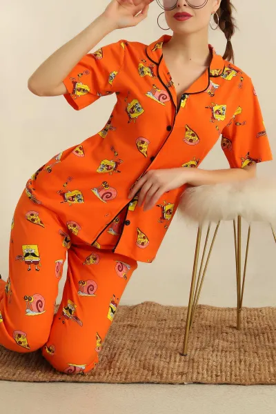 turuncu-dugmeli-desenli-bayan-pijama-takimi-258530