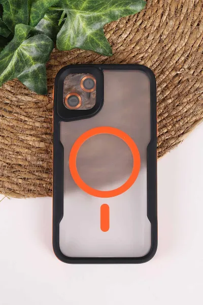 Turuncu TeknoCase İphone 11 Uyumlu Matte Guard Serisi Lens Korumalı Silikon Telefon Kılıfı 472435