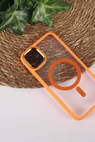 Turuncu TeknoCase İPhone 11 Uyumlu Wesley Case Serisi Magsafe Özellikli Transparan Sert Silikon Telefon Kılıfı 430581