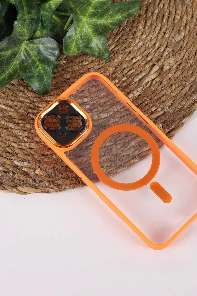 Turuncu TeknoCase İPhone 13 Uyumlu Wesley Case Serisi Magsafe Özellikli Transparan Sert Silikon Telefon Kılıfı 430588
