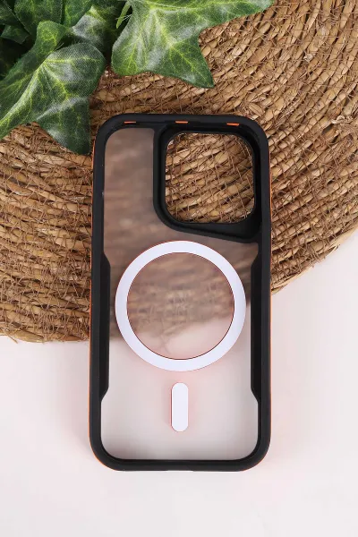 Turuncu TeknoCase İphone 15 Pro Uyumlu Matte Guard Serisi Lens Korumalı Silikon Telefon Kılıfı 472455