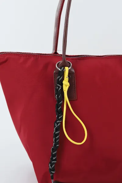 Vişne Charm Detaylı Fermuarlı Kadın Omuz Çantası 499233