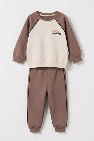 Vizon (1-5 Yaş) Reglan Kol Kıl Biyeli Nakışlı 3 İp Şardonlu Erkek Çocuk Kışlık Takım 482609