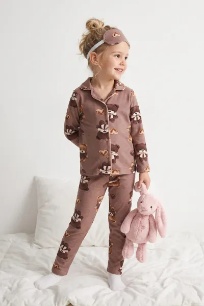 vizon-4-12-yas-desenli-onden-dugmeli-goz-bandi-detayli-kiz-cocuk-pijama-takim-473464