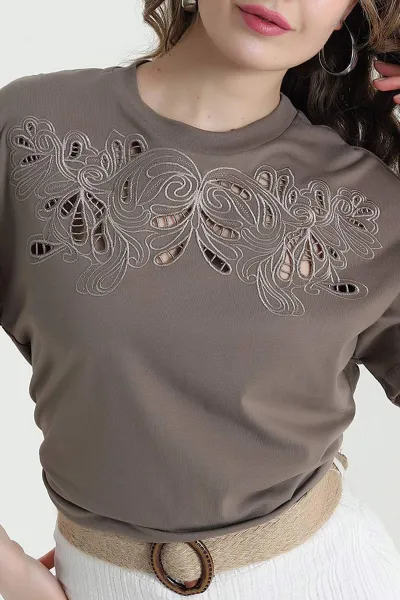 Vizon Nakışlı Ajurlu Süprem Kadın Tişört 445749