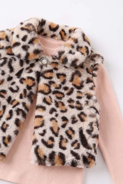 Yavruağzı (1-5 Yaş) Fitilli Bodyli Leopar Peluş Ceketli  Nakışlı Kot Etekli Kız Çocuk 3lü Takım 495746