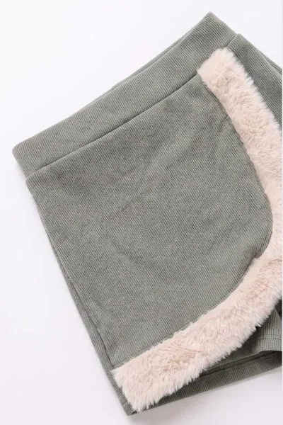 Yeşil (1-5 Yaş) Fitilli Badyli Peluş Ceket ve Kadife Şort Etekli Kız Çocuk 3'lü Takım 496308