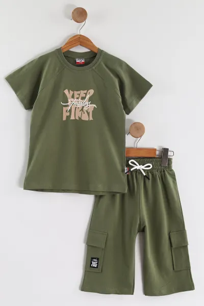 yesil-2-10-yas-keep-first-baskili-cep-detayli-sortlu-penye-erkek-cocuk-yazlik-takim-437837