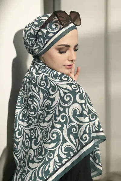 yesil-90x90-cm-dijital-baski-flovery-desenli-pamuk-esarp-372989