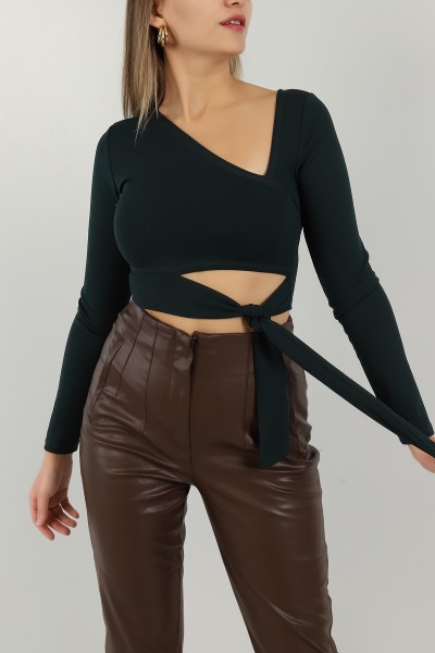 yesil-baglamali-asimetrik-yaka-bluz-143854
