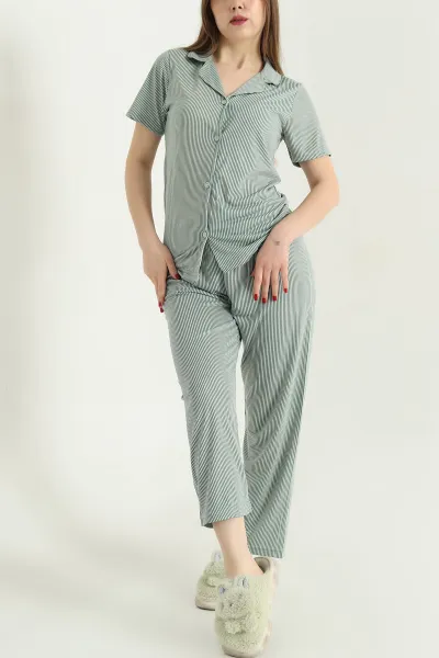 Yeşil Düğmeli Viskon Bayan Pijama Takımı 338247