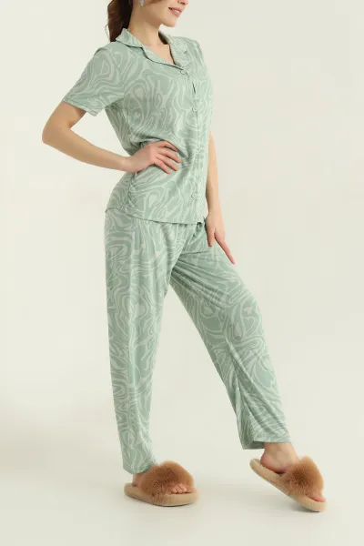 Yeşil Düğmeli Viskon Kadın Pijama Takımı 347355
