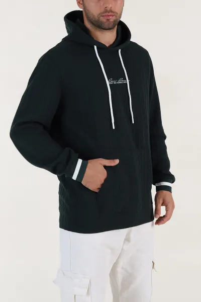 yesil-fitilli-yazi-detayli-kapusonlu-erkek-sweatshirt-396198