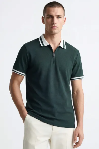 yesil-jakarli-yarim-fermuarli-polo-yaka-erkek-tisort-435336