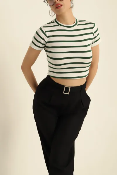 yesil-likrali-cizgili-bisiklet-yaka-bluz-281334