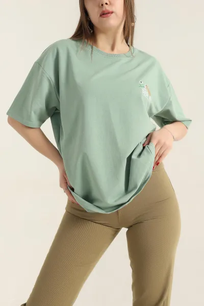yesil-nakisli-bisiklet-yaka-oversize-iki-bayan-tisort-337659