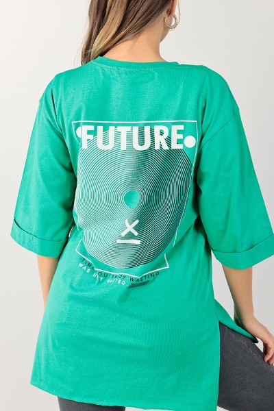 Yeşil Sırtı Baskılı Yırtmaçlı Tişört 100136