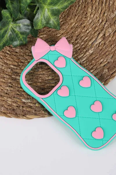 Yeşil TeknoCase İPhone 15 Pro Uyumlu Terra Case Serisi Premium Kabartmalı Soft Silikon Telefon Kılıfı 430302
