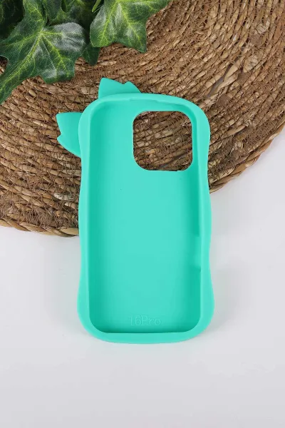 Yeşil TeknoCase İPhone 16 Pro Uyumlu Terra Case Serisi Premium Kabartmalı Soft Silikon Telefon Kılıfı 430319