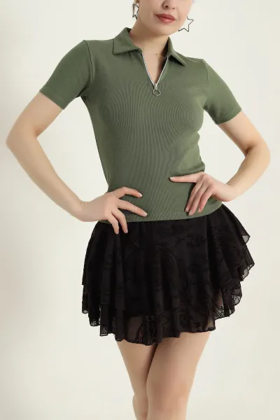yesil-yakasi-fermuarli-fitilli-kadin-tisort-433819